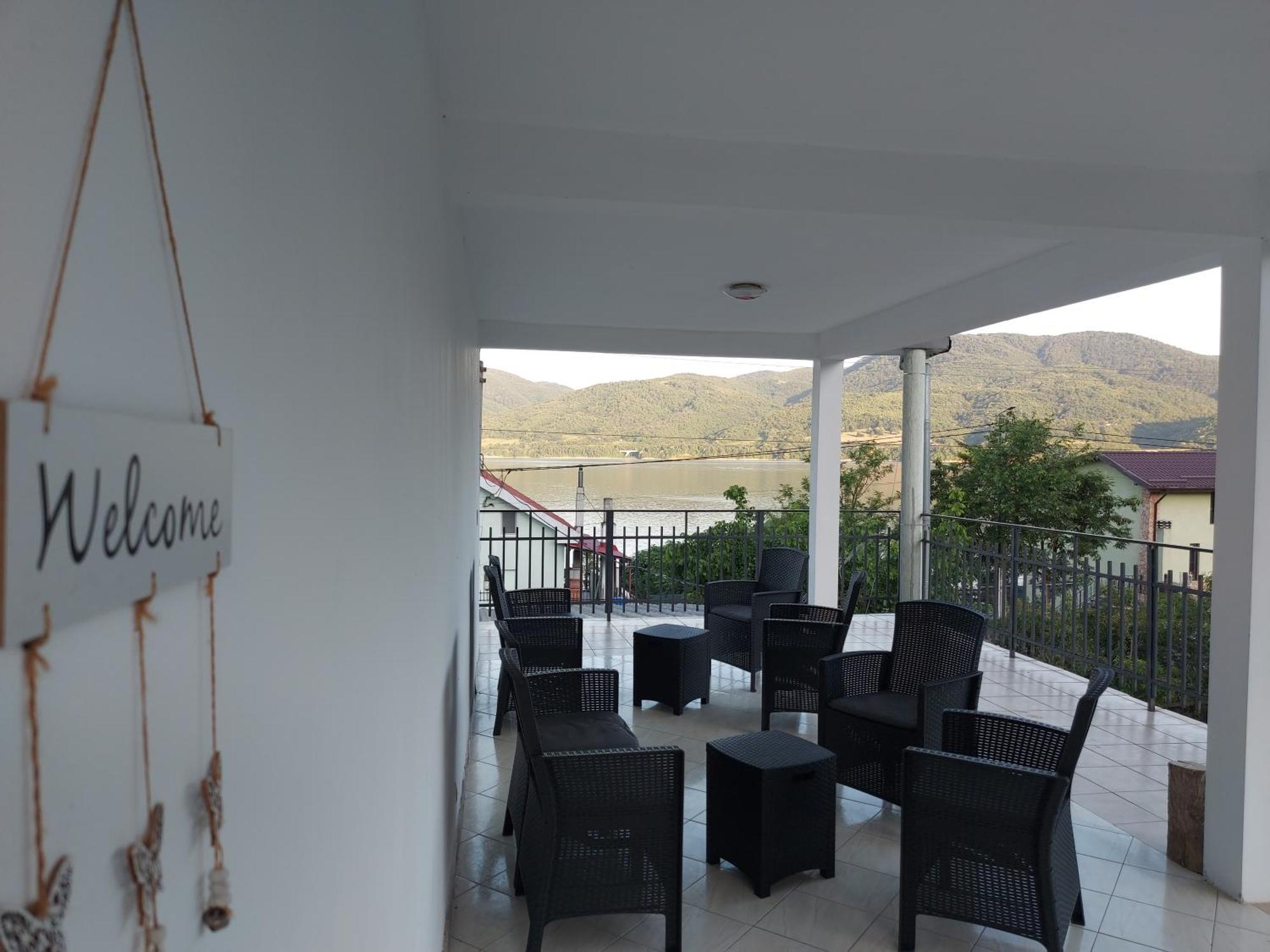 Casa Geppo - Camere De Inchiriat Ieşelniţa Extérieur photo