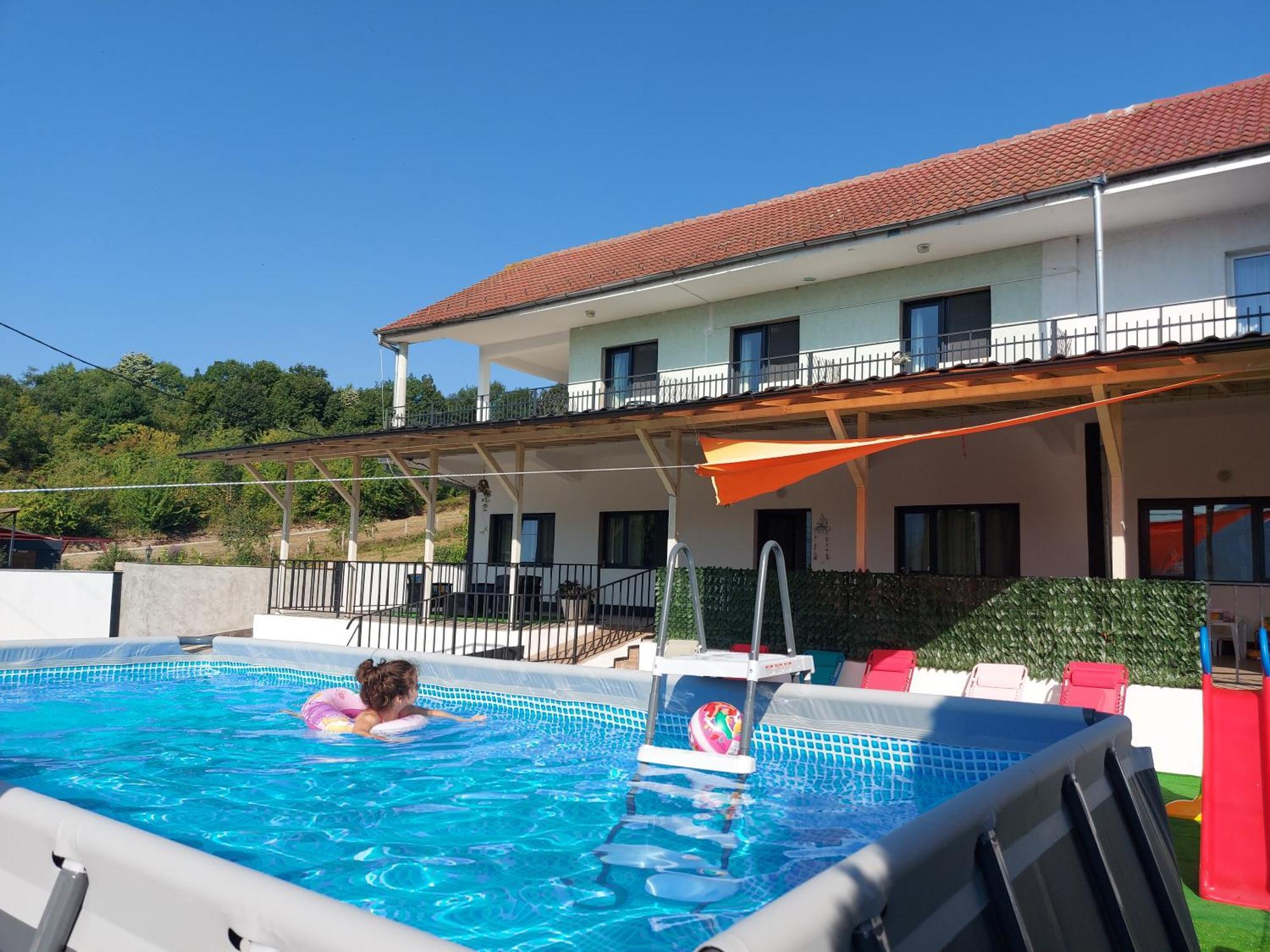Casa Geppo - Camere De Inchiriat Ieşelniţa Extérieur photo